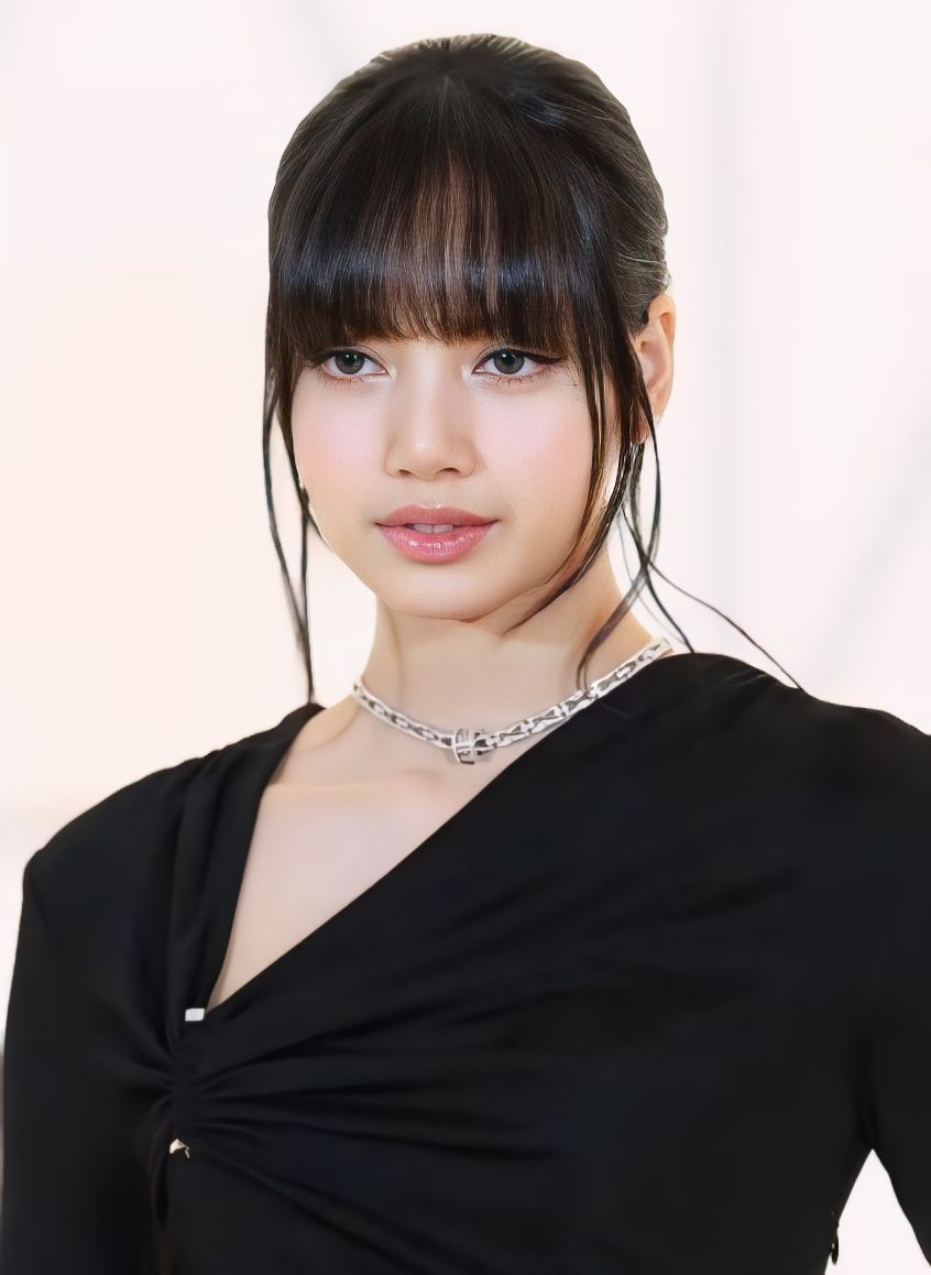 Larisa Manobon